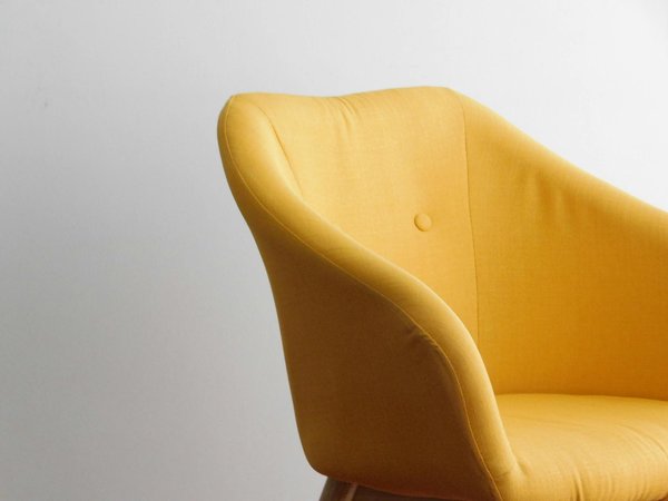 Top toddler gate solutions for secure two-story living in birmingham: ensuring parents' peace of mind